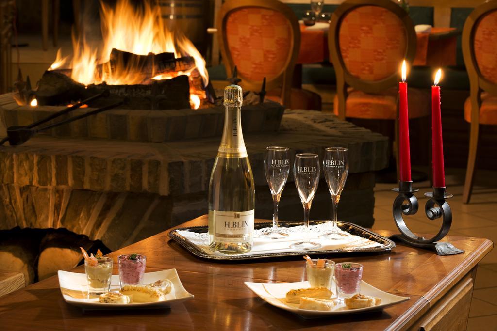 Le Saint Michel Hotell Sedan Eksteriør bilde